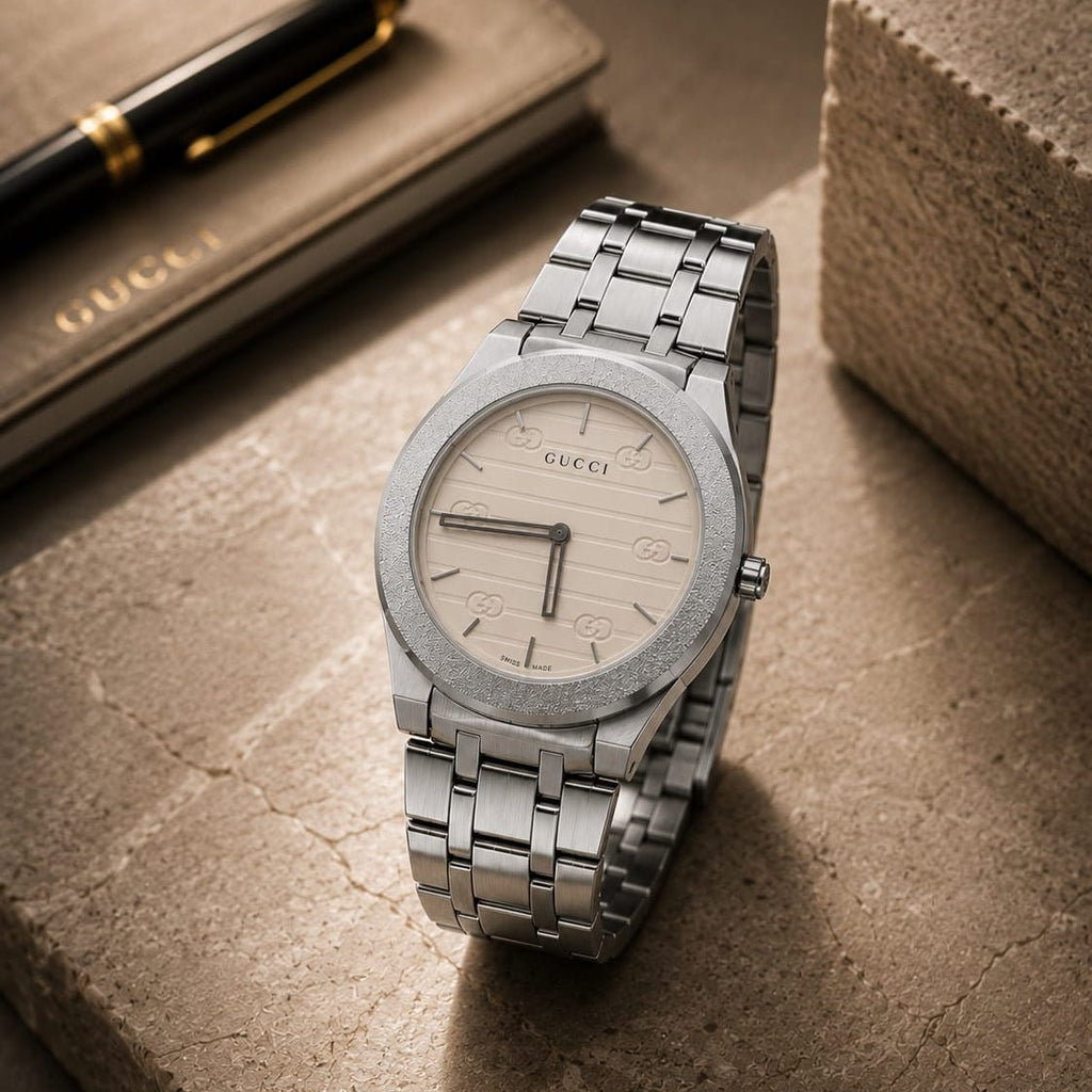 Gucci Men's | Silver Stainless Steel | Ivory GG Dial - VogueHourGucci Men's | Silver Stainless Steel | Ivory GG Dial