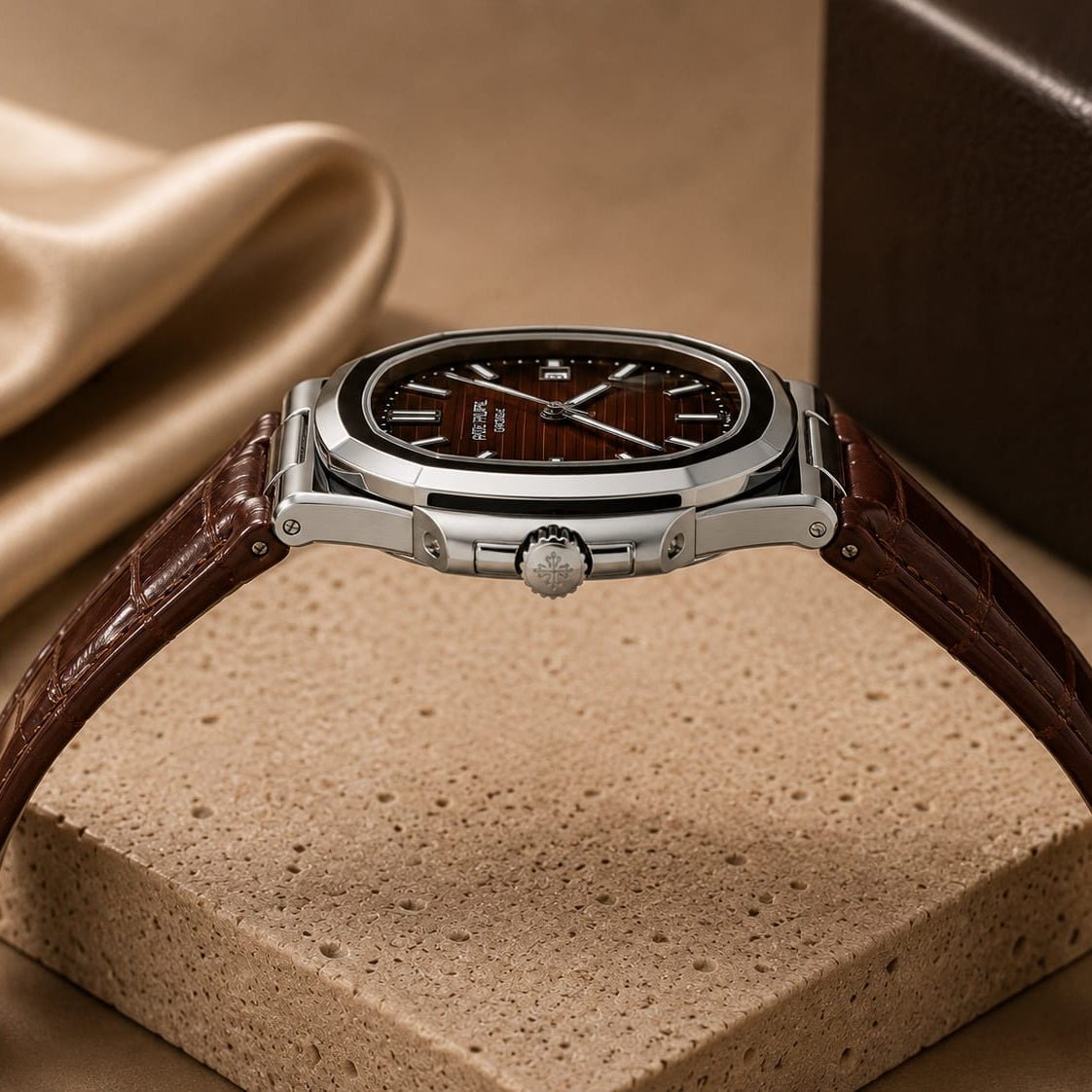 Patek Philippe| Brown Leather Strap - VogueHourPatek Philippe| Brown Leather Strap